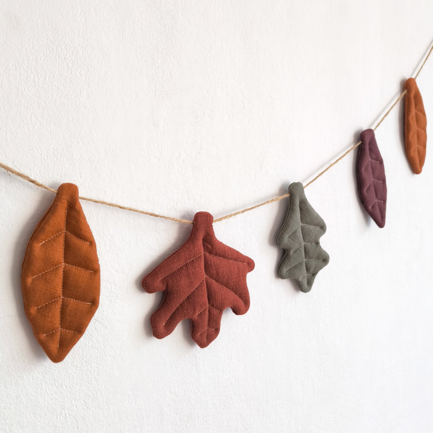 Linen Autumn Garland with Leaves