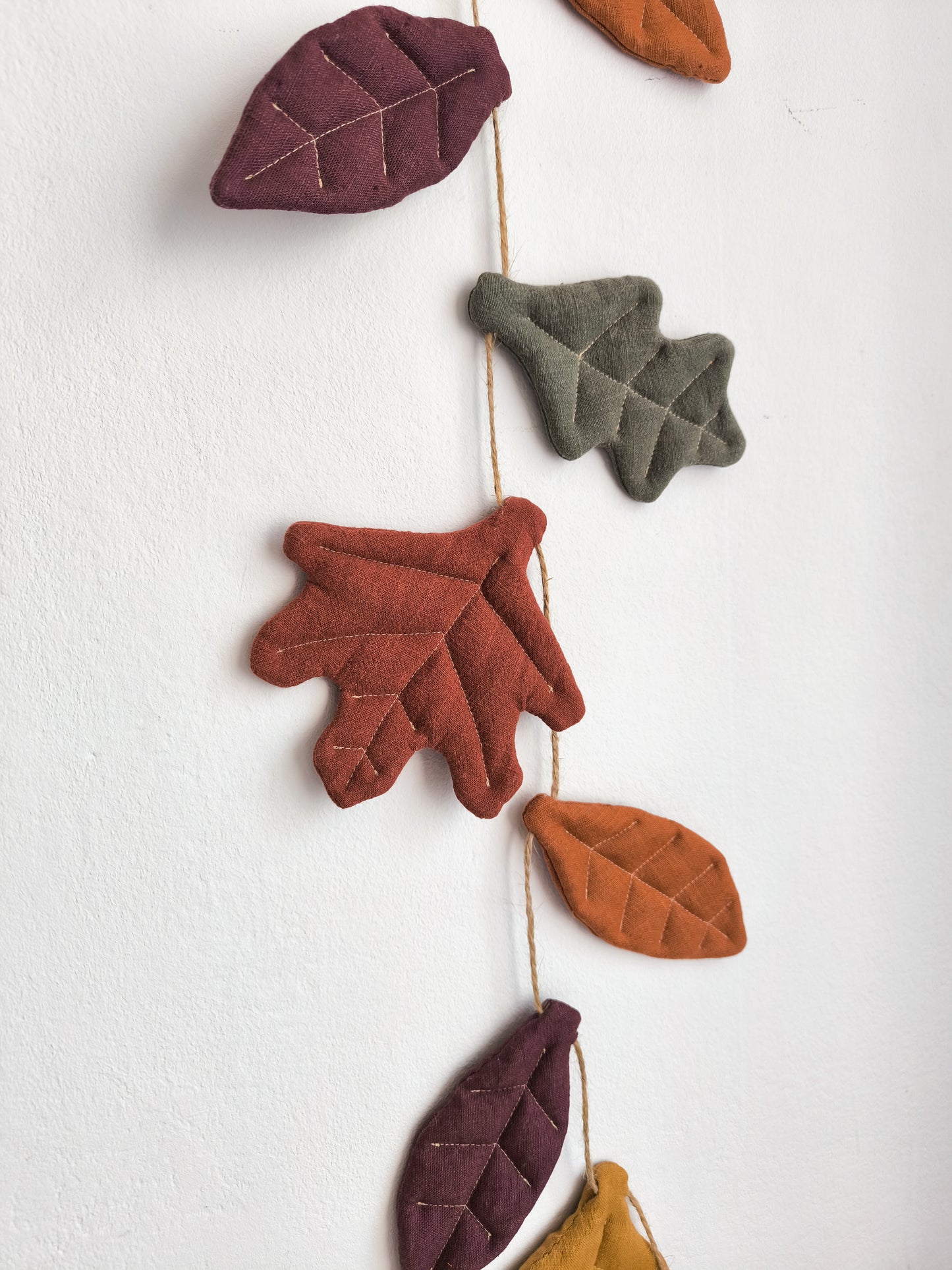 Linen Autumn Garland with Leaves