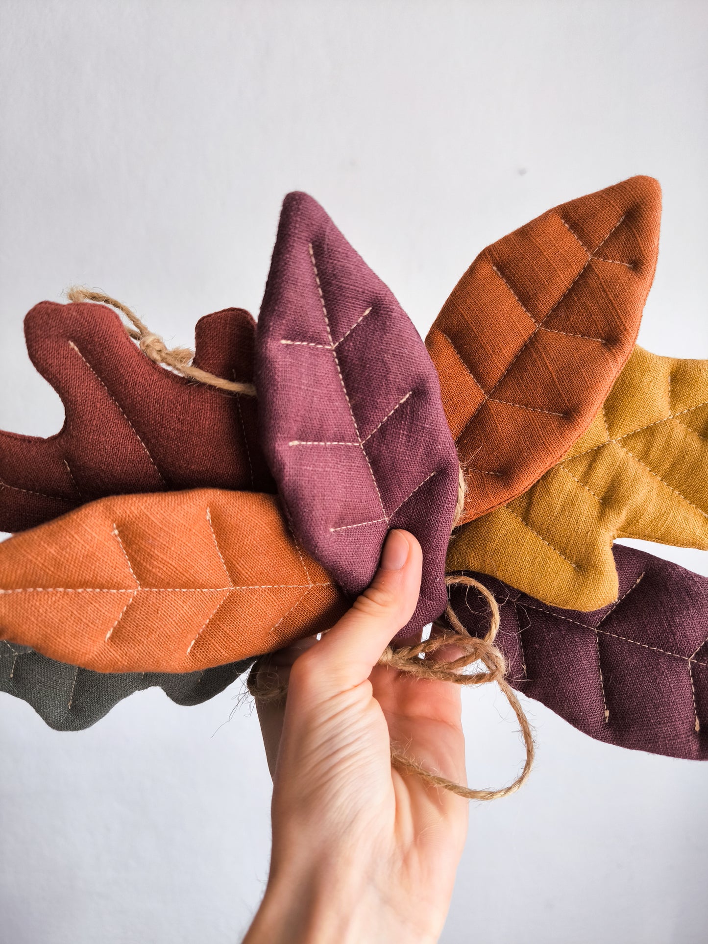 Linen Autumn Garland with Leaves