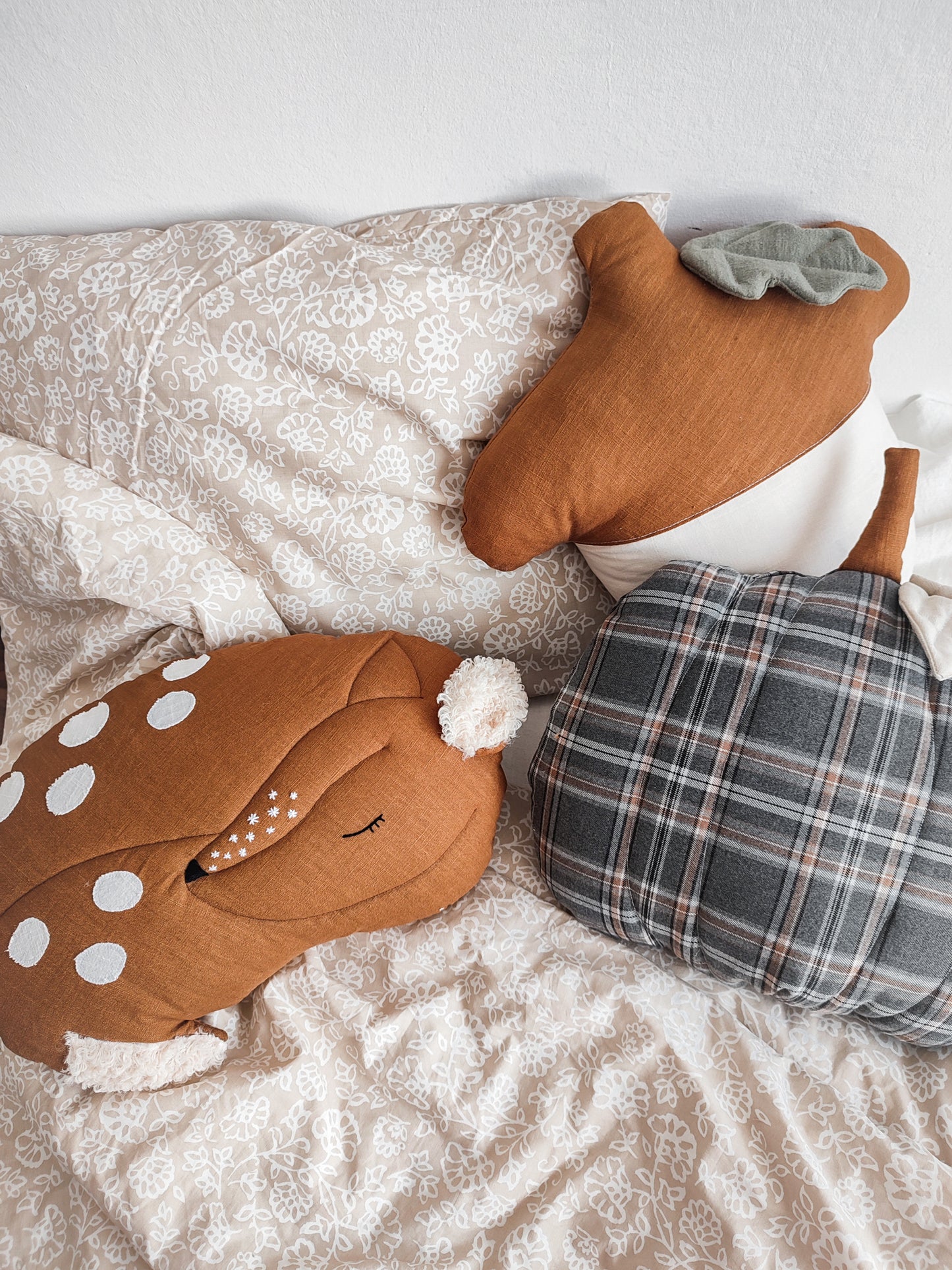 Linen Deer Throw Pillow