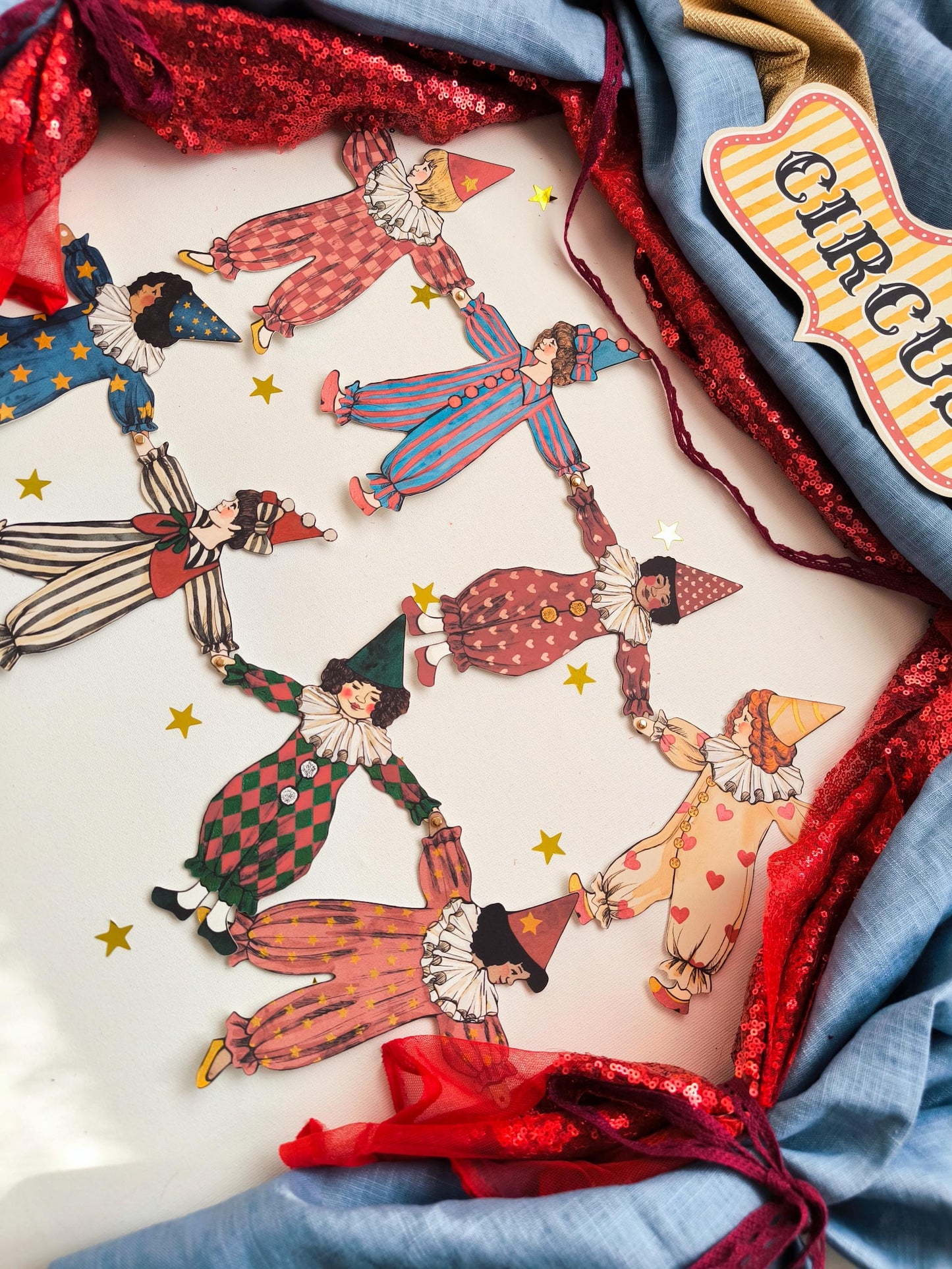 Paper Pierrots Garland