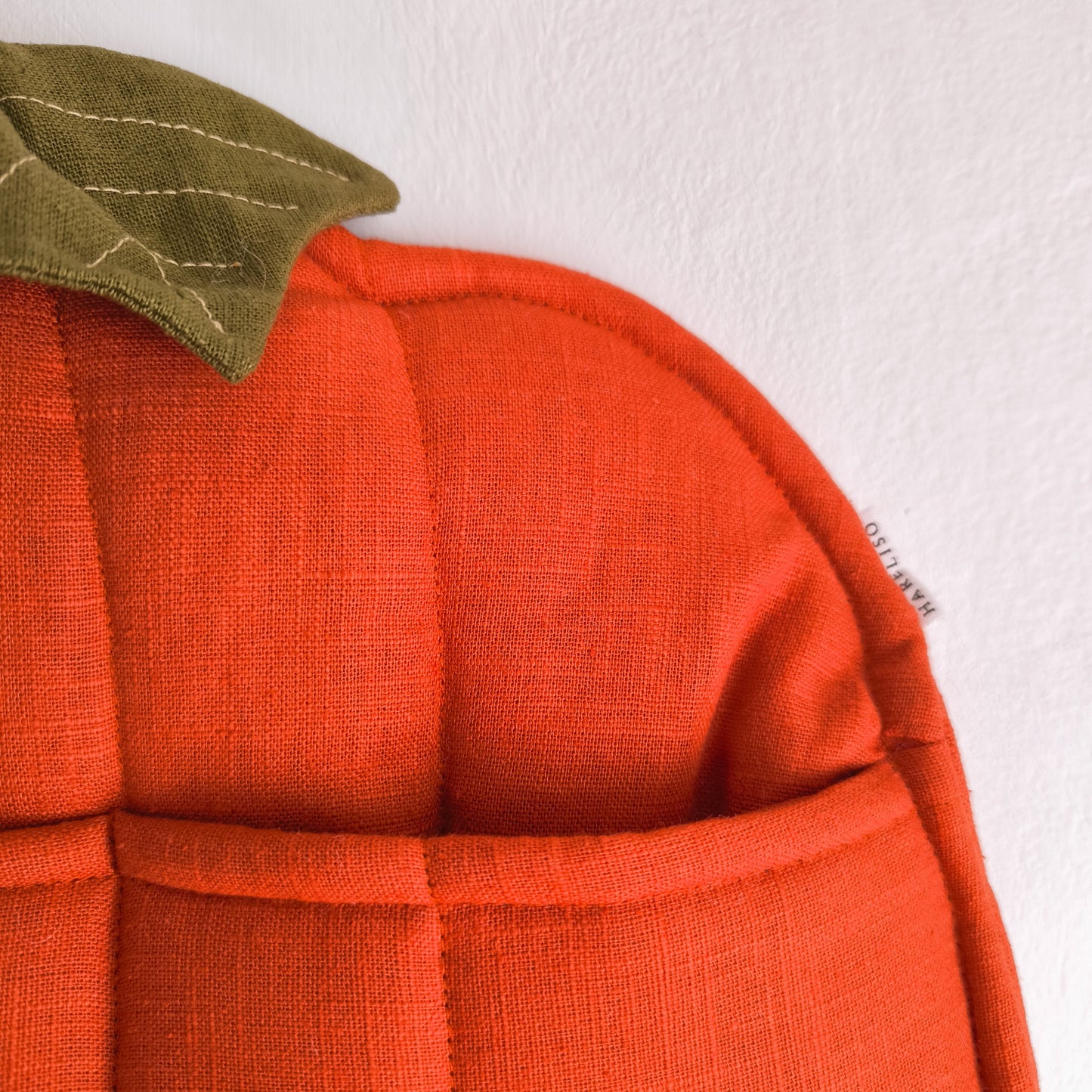 Pumpkin-Shaped Linen Wall Organizer