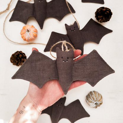 Garland with Linen Bats