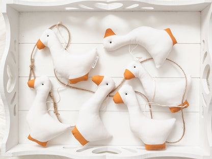 Goose Garland