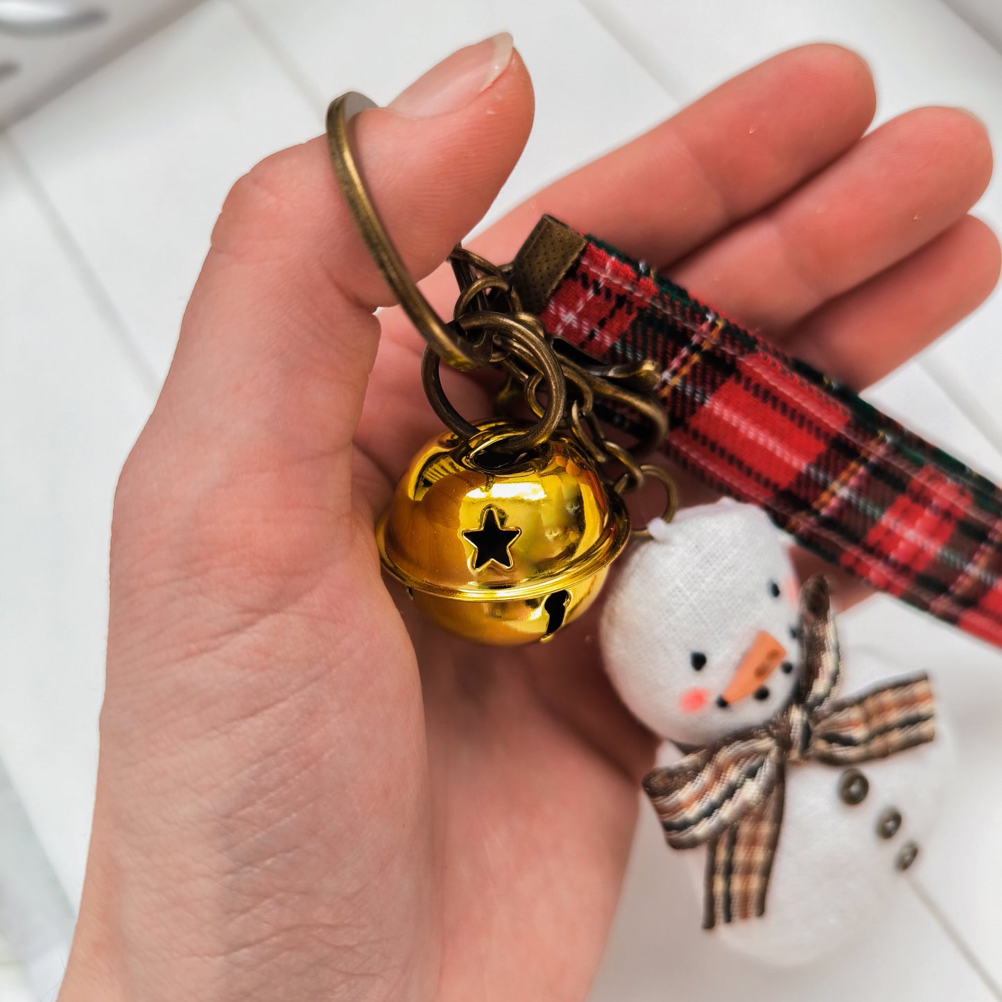 Christmas Keychain with Linen Snowman