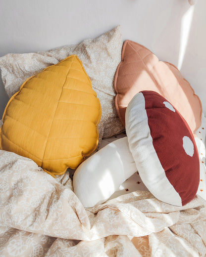 Linen Leaf Cushion