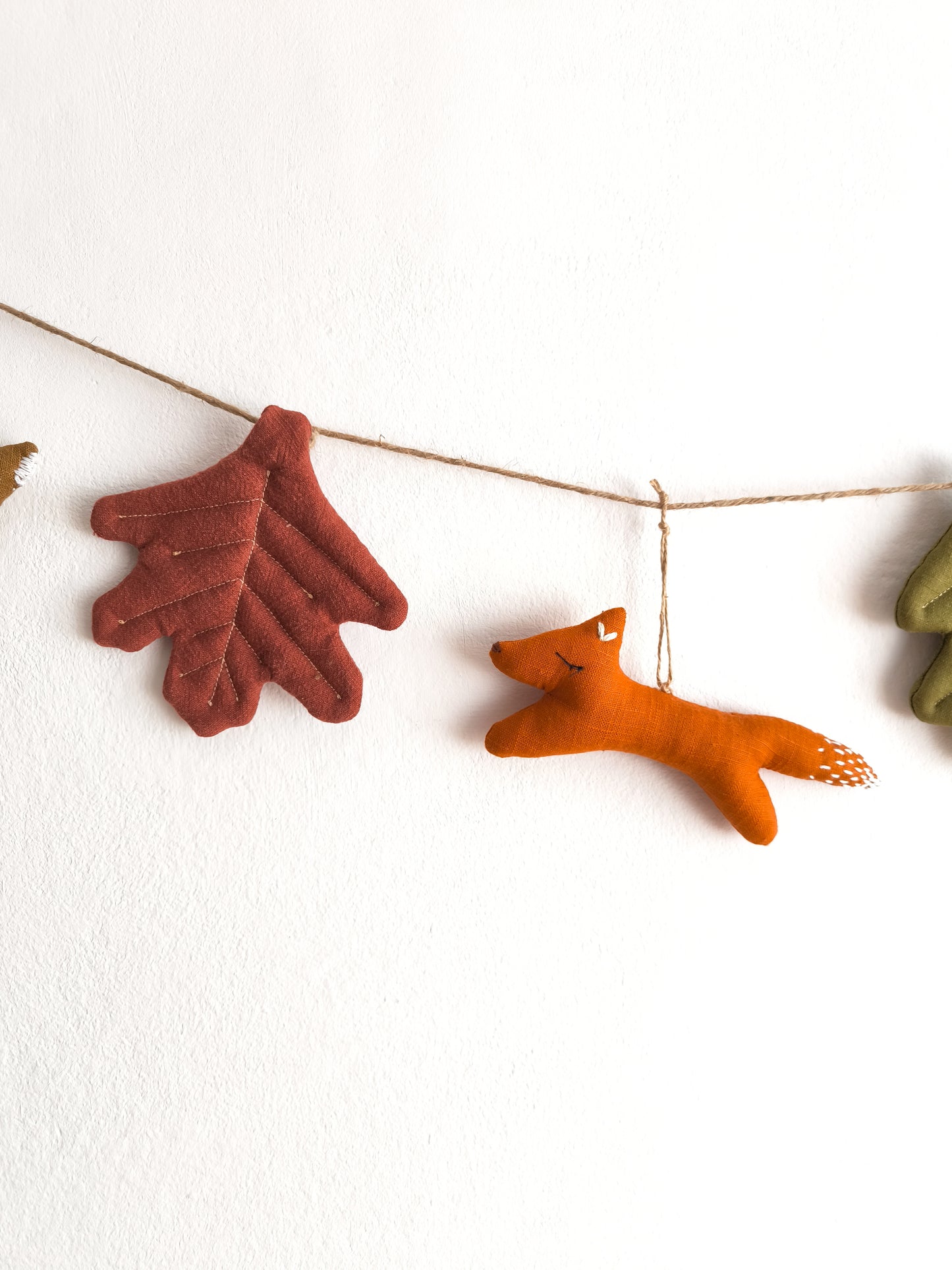 Woodland Animals Linen Garland – Fox, Deer, Owl & Autumn Leaves
