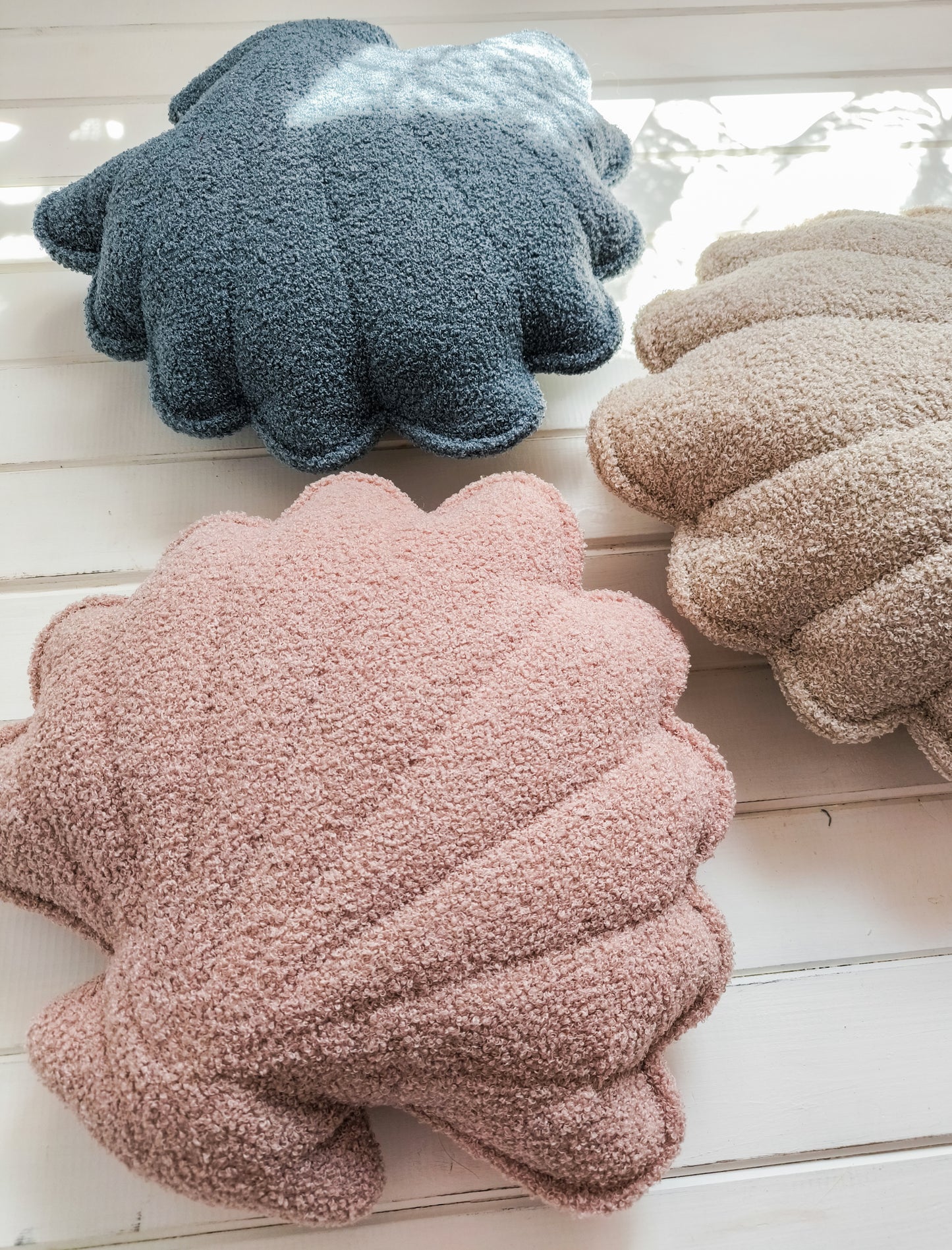 Bouclé Seashell Cushion