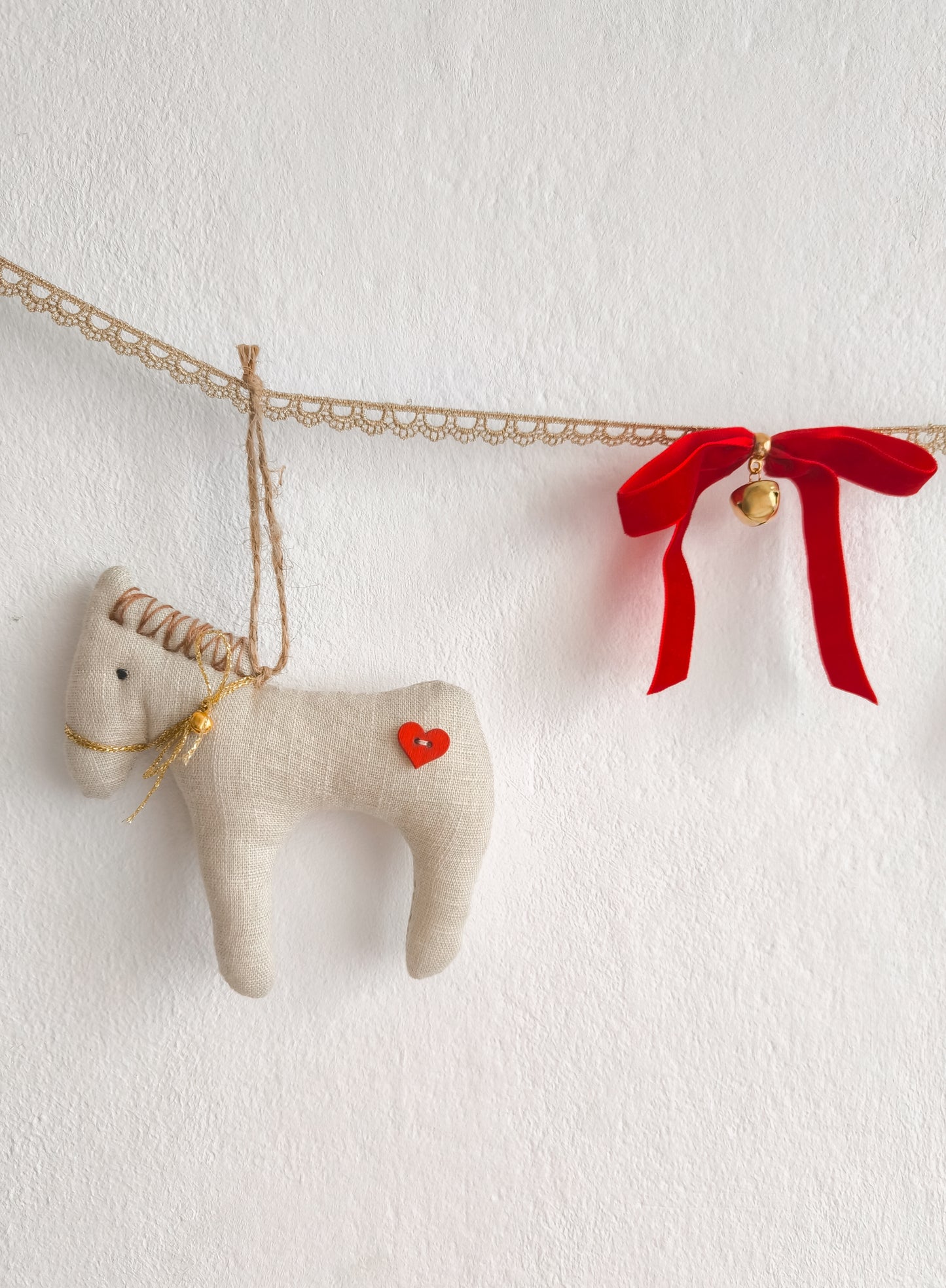 Linen Christmas Garland with Horses, Bows & Bells