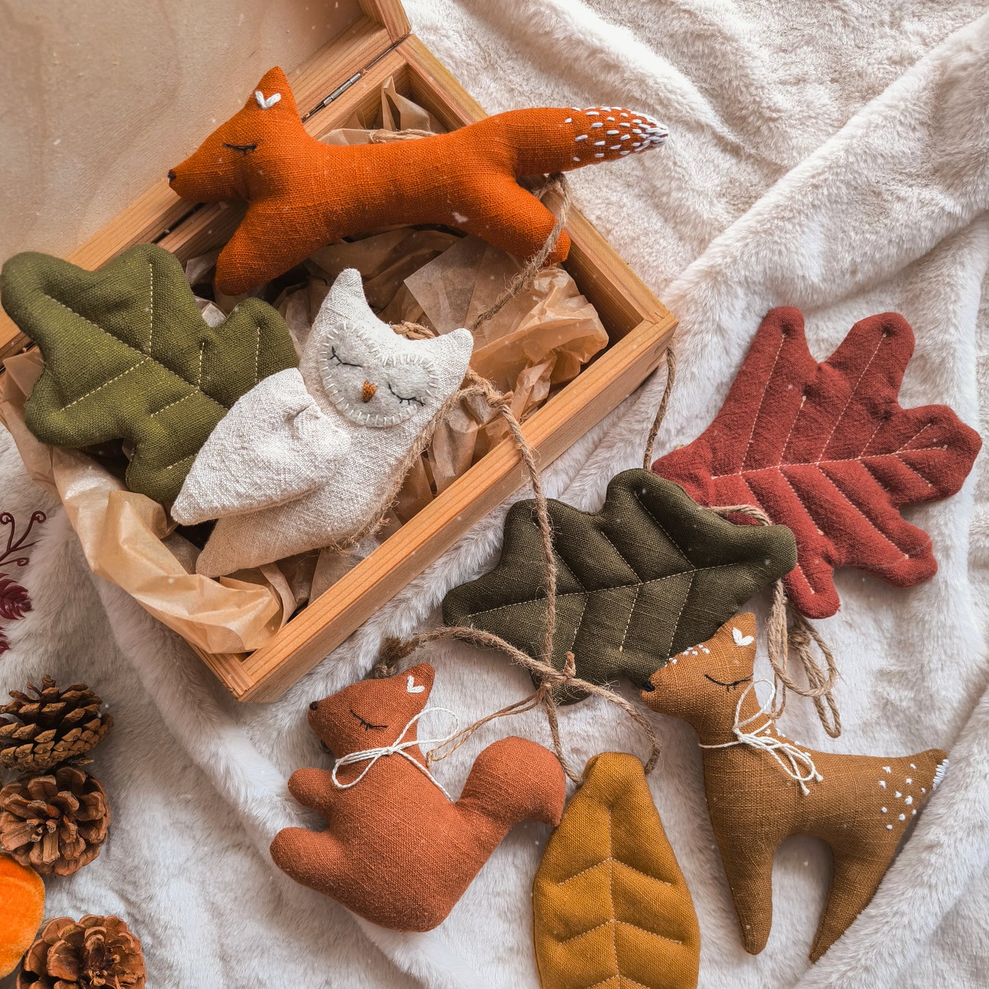 Woodland Animals Linen Garland – Fox, Deer, Owl & Autumn Leaves