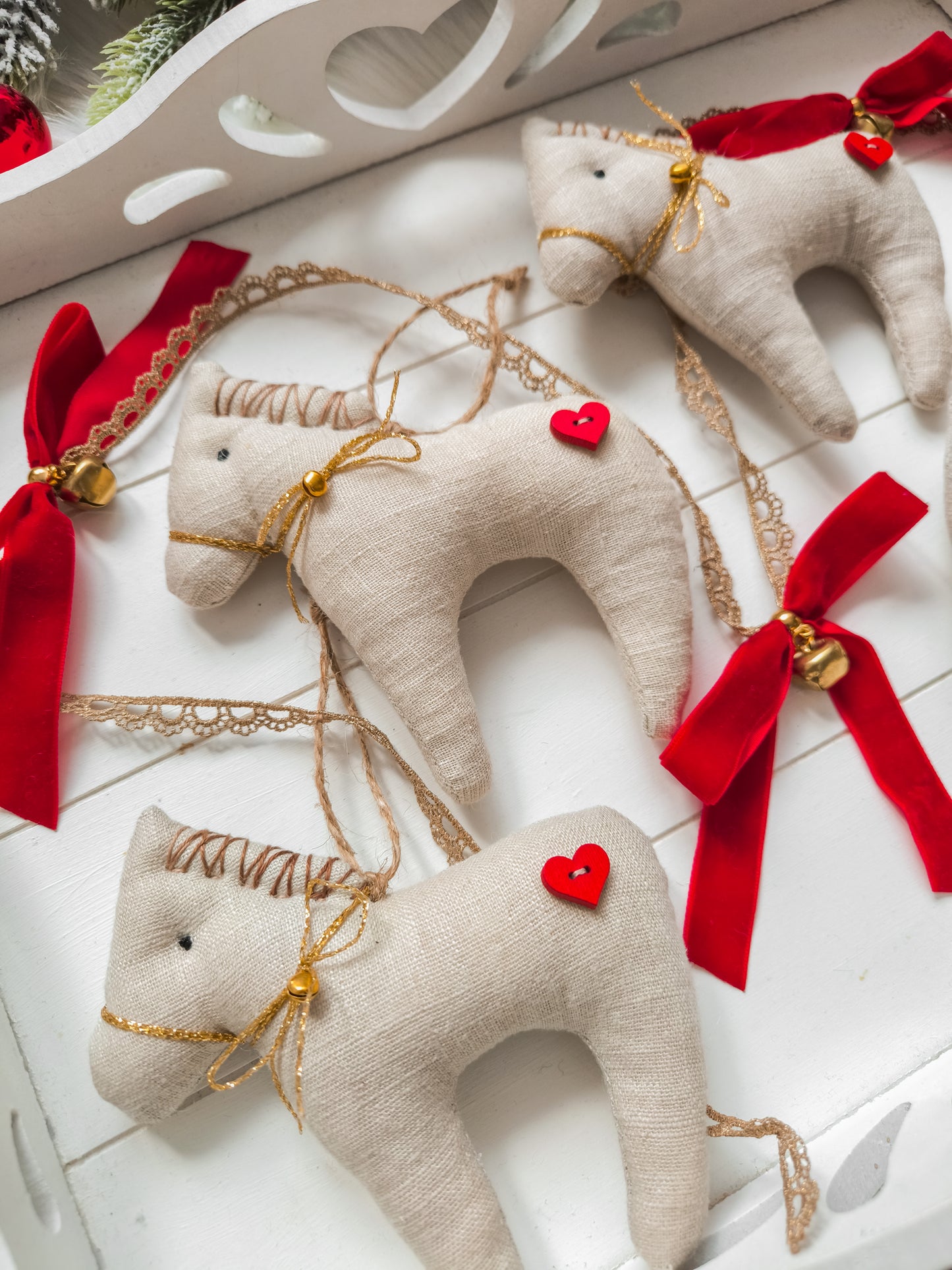 Linen Christmas Garland with Horses, Bows & Bells