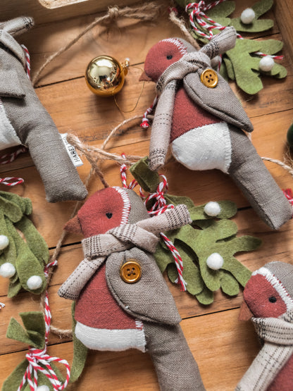 Birds & Mistletoe Garland