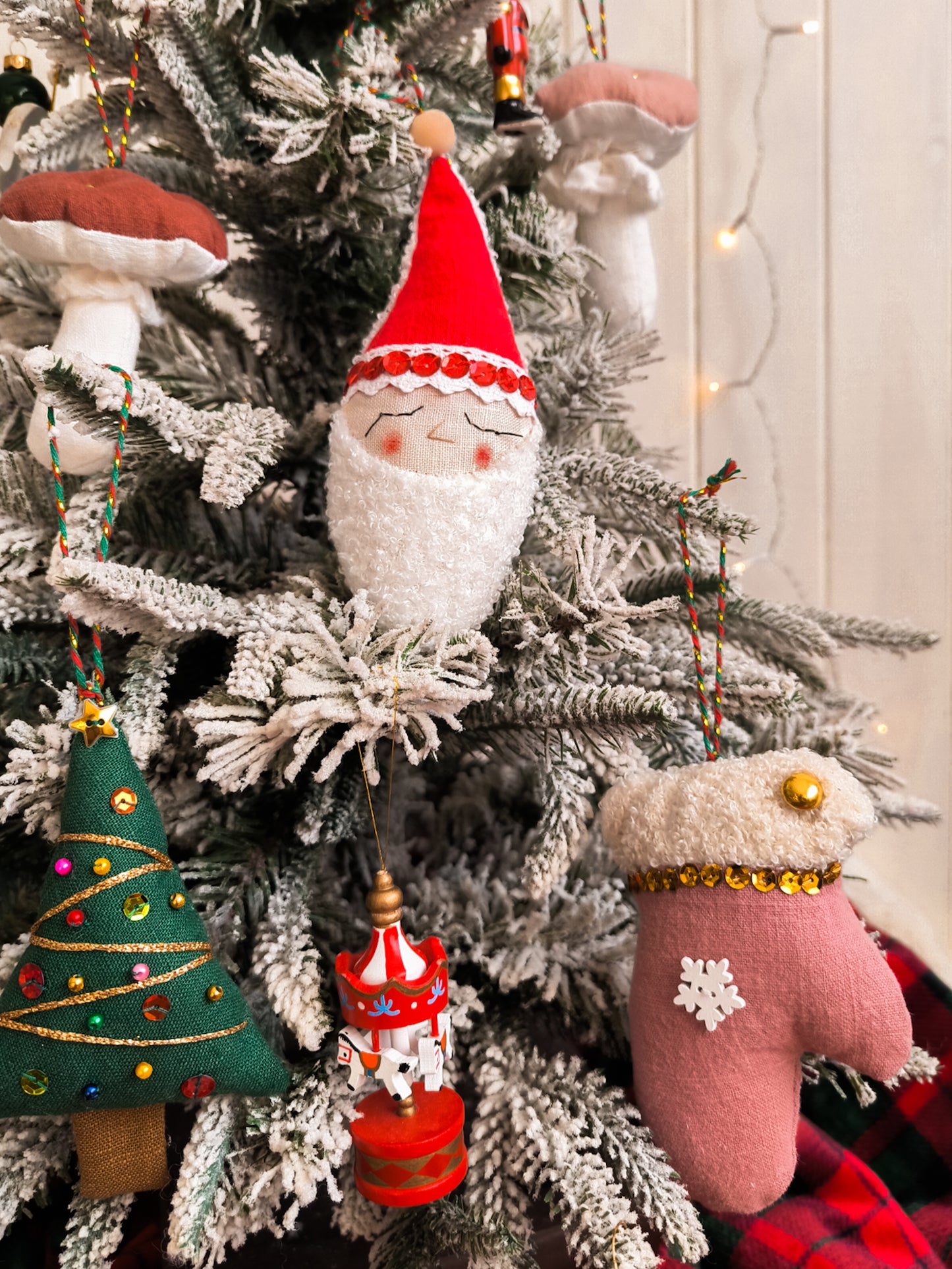 Linen Christmas Tree Decorations Set in Box