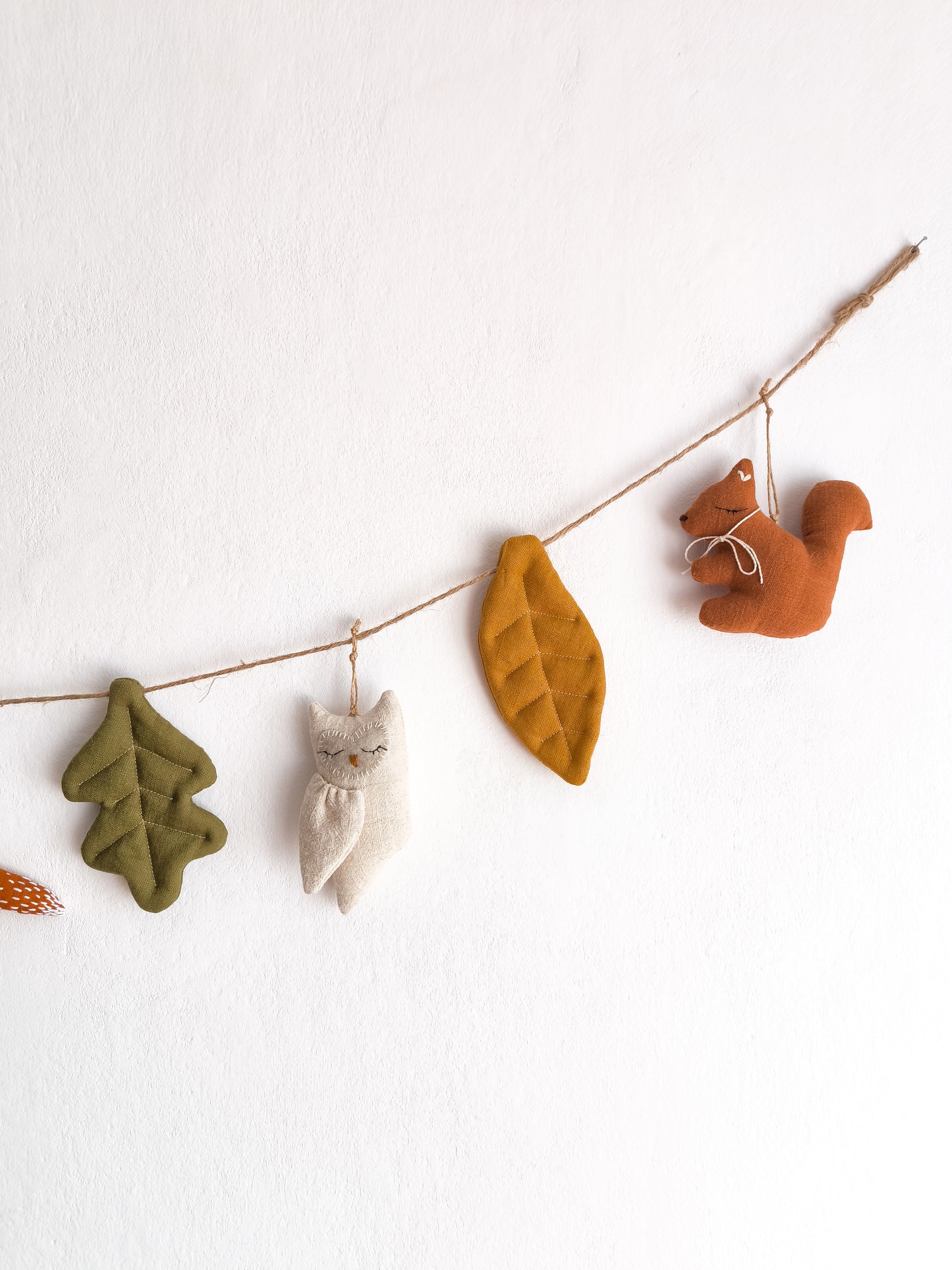 Woodland Animals Linen Garland – Fox, Deer, Owl & Autumn Leaves