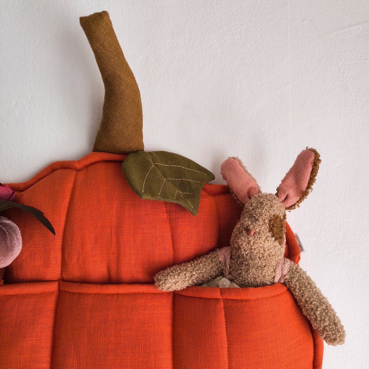 Pumpkin-Shaped Linen Wall Organizer