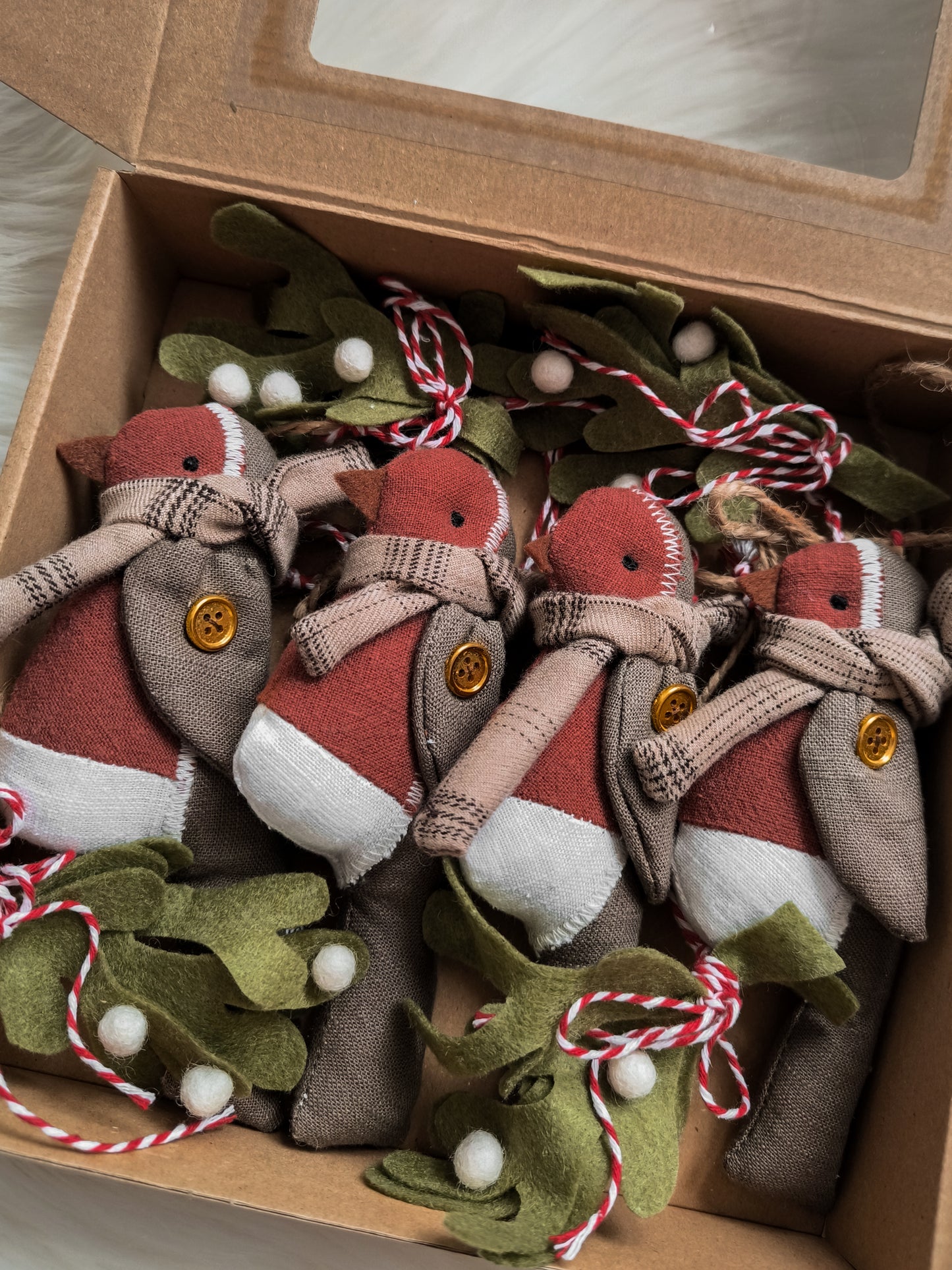 Birds & Mistletoe Garland