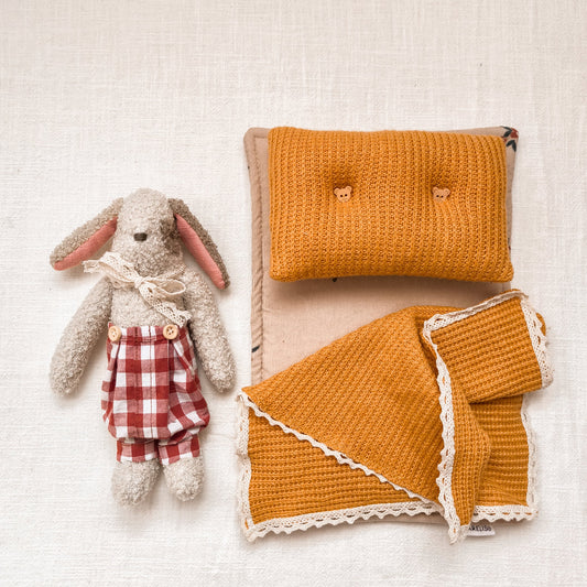 Heirloom Bunny Oscar + Mini Bedding Set