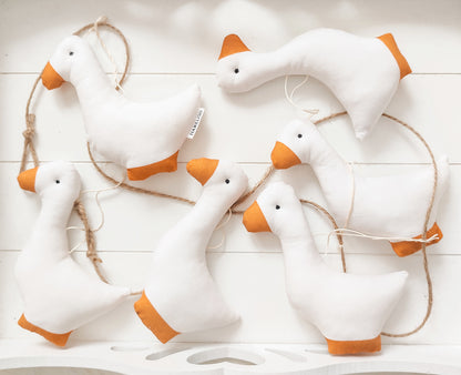 Goose Garland